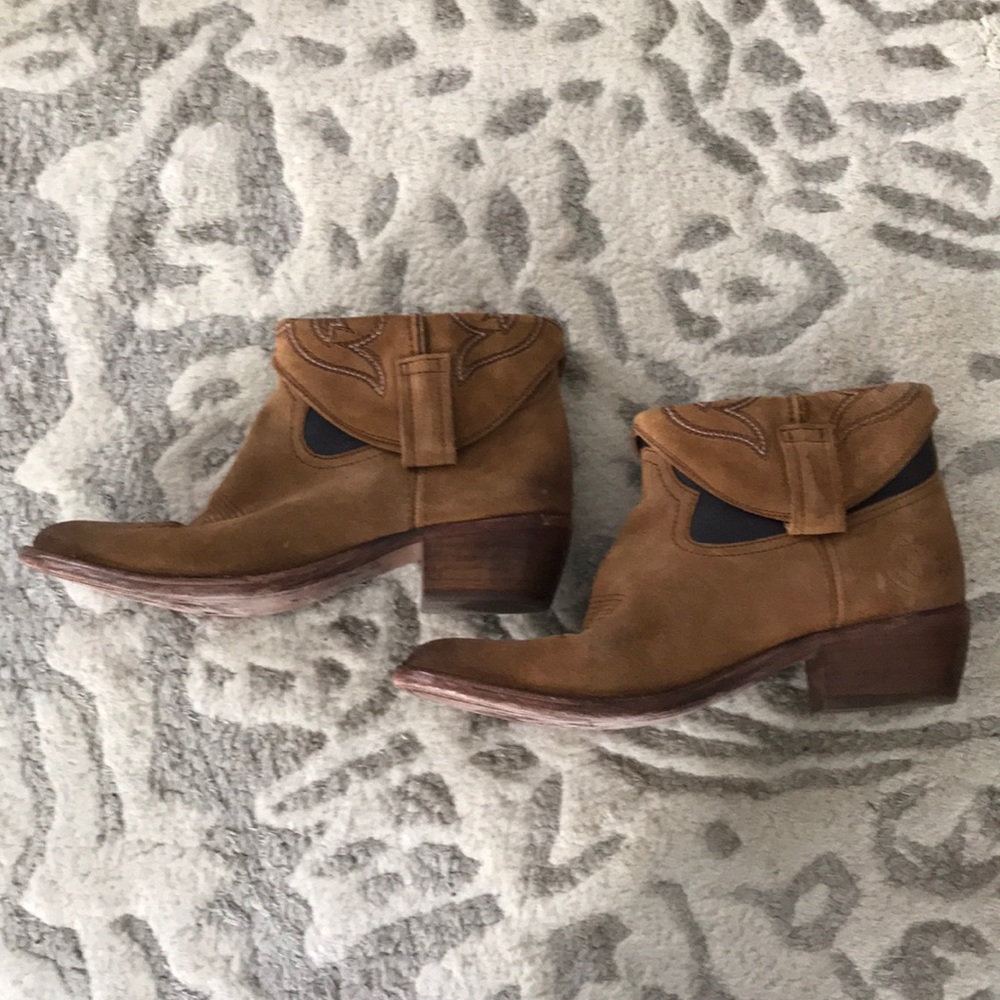 Catarina Martins western style ankle bootie Anthro